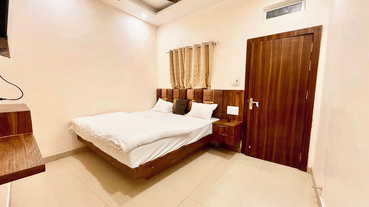 Photo of Bedroom in Ujjain