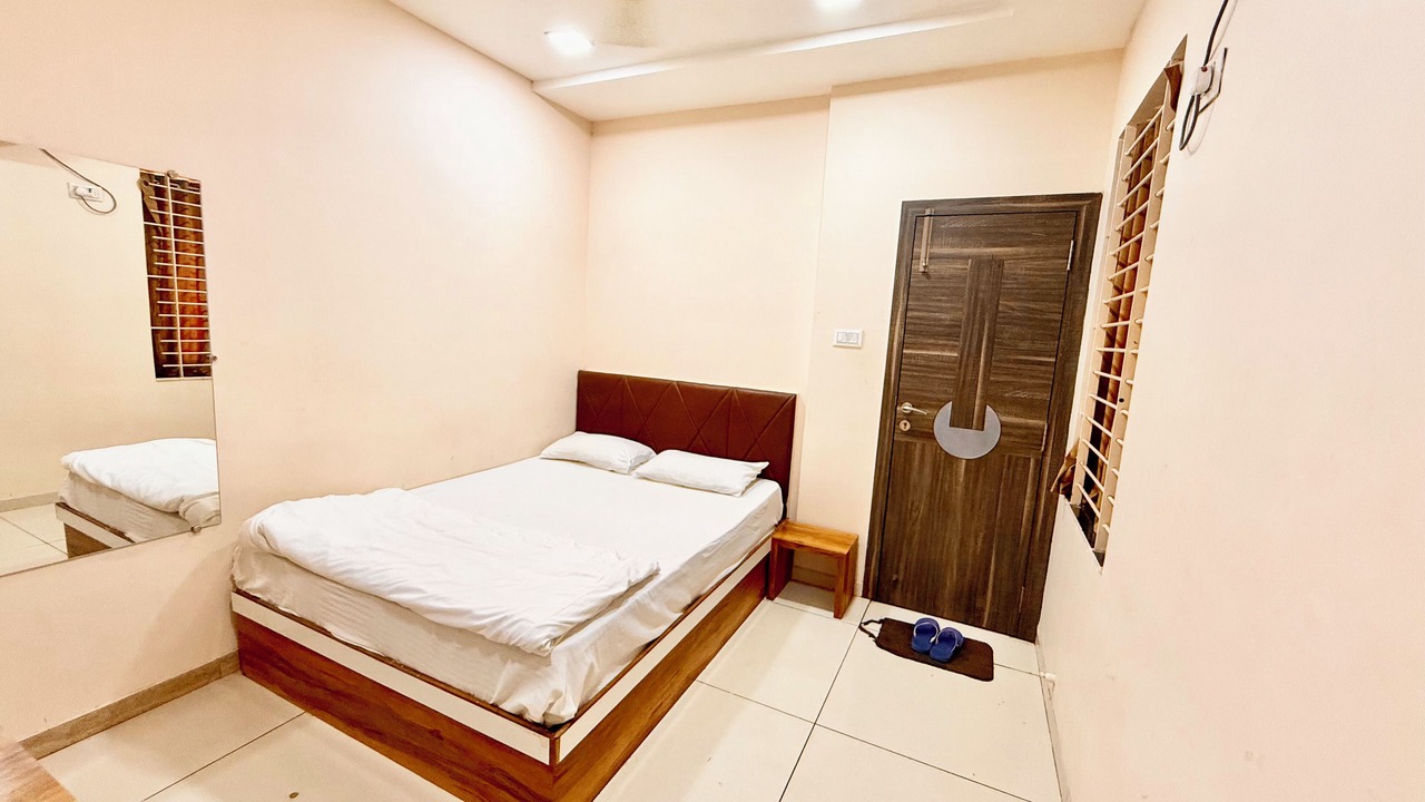 Photo of Bedroom in Ujjain