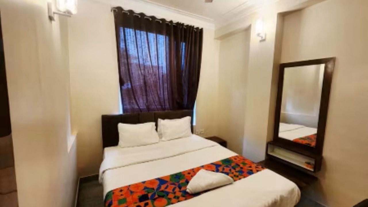 Photo of Bedroom in Kalighat