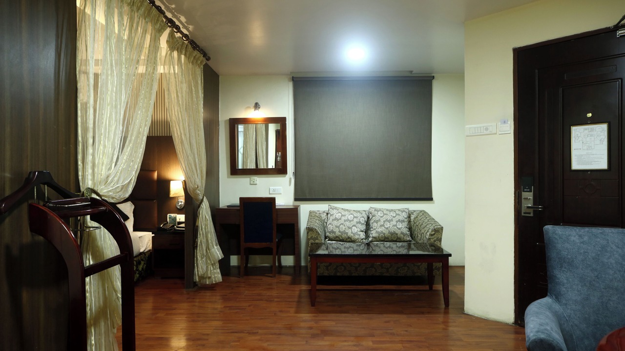 Photo of Bedroom in Sualkuchi