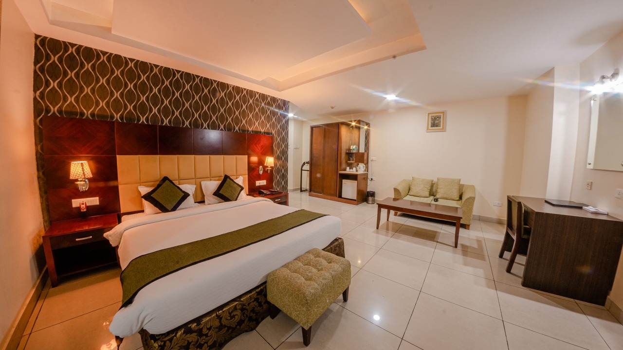 Photo of Bedroom in Sualkuchi