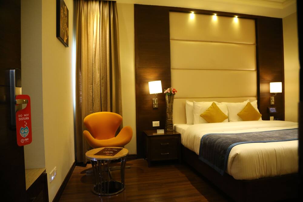Photo of Bedroom in Sector 5