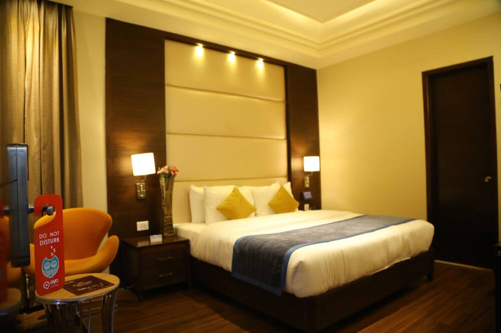 Photo of Bedroom in Sector 5