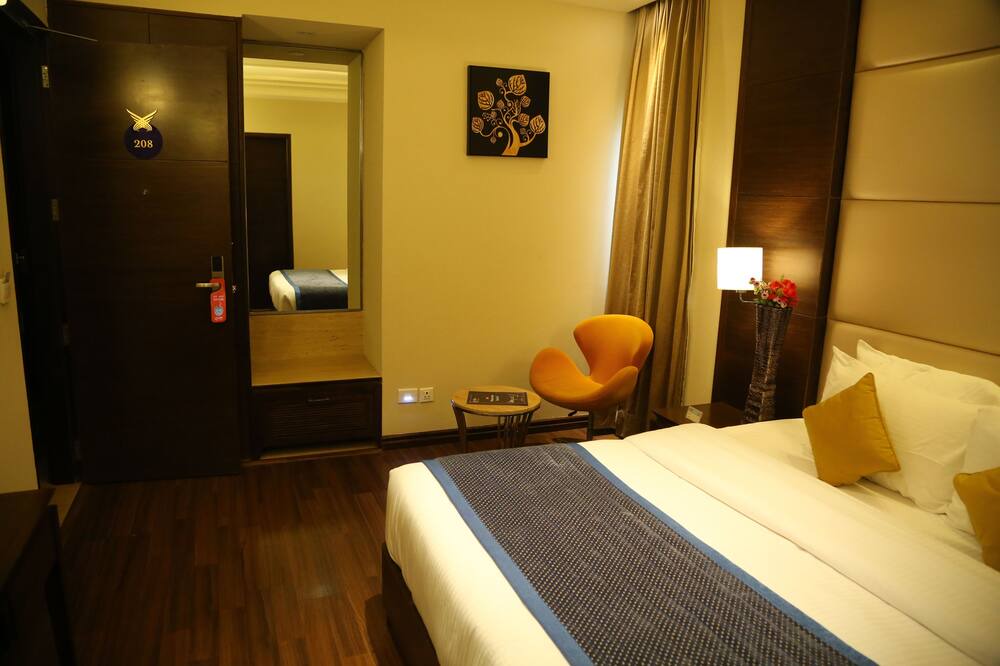 Photo of Bedroom in Sector 5