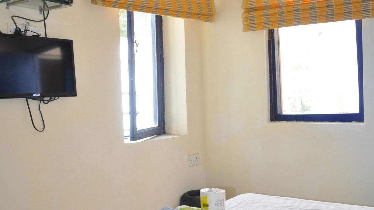 Photo of Bedroom in Jangpura