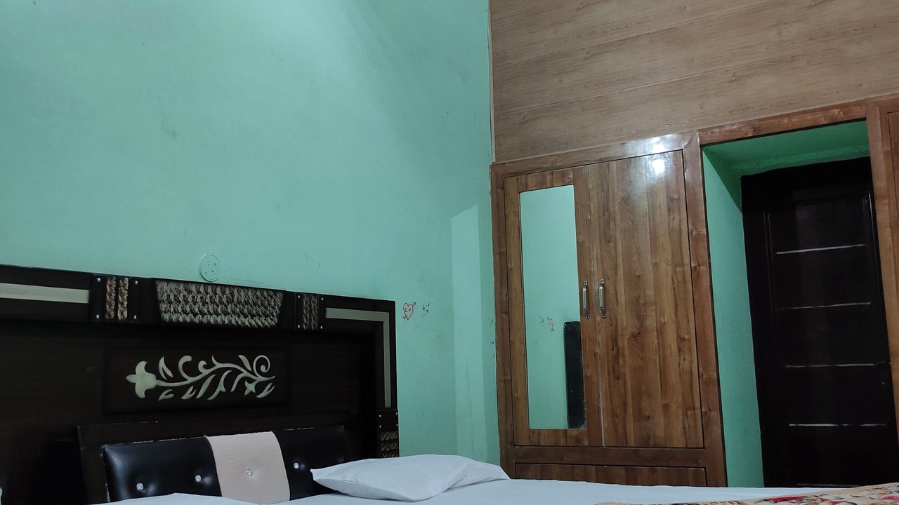 Photo of Bedroom in Thanesar