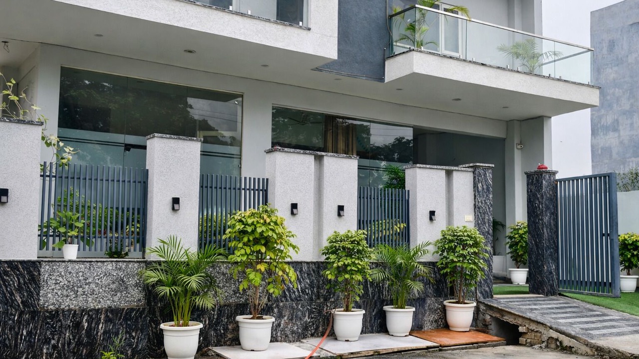 Photo of Outdoor in Noida