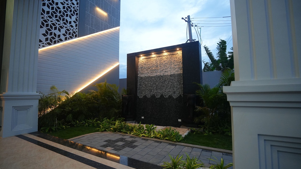 Photo of Outdoor in Uttangarai
