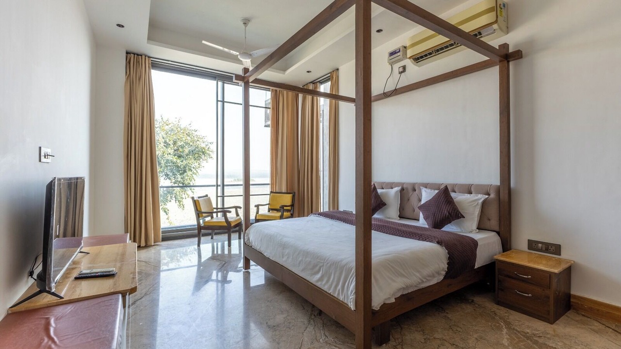 Photo of Bedroom in Haridwar