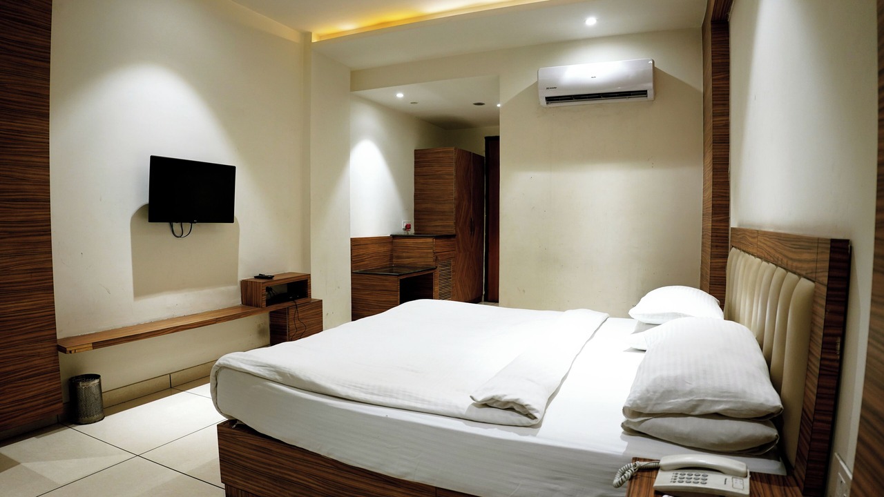 Photo of Bedroom in Bareilly