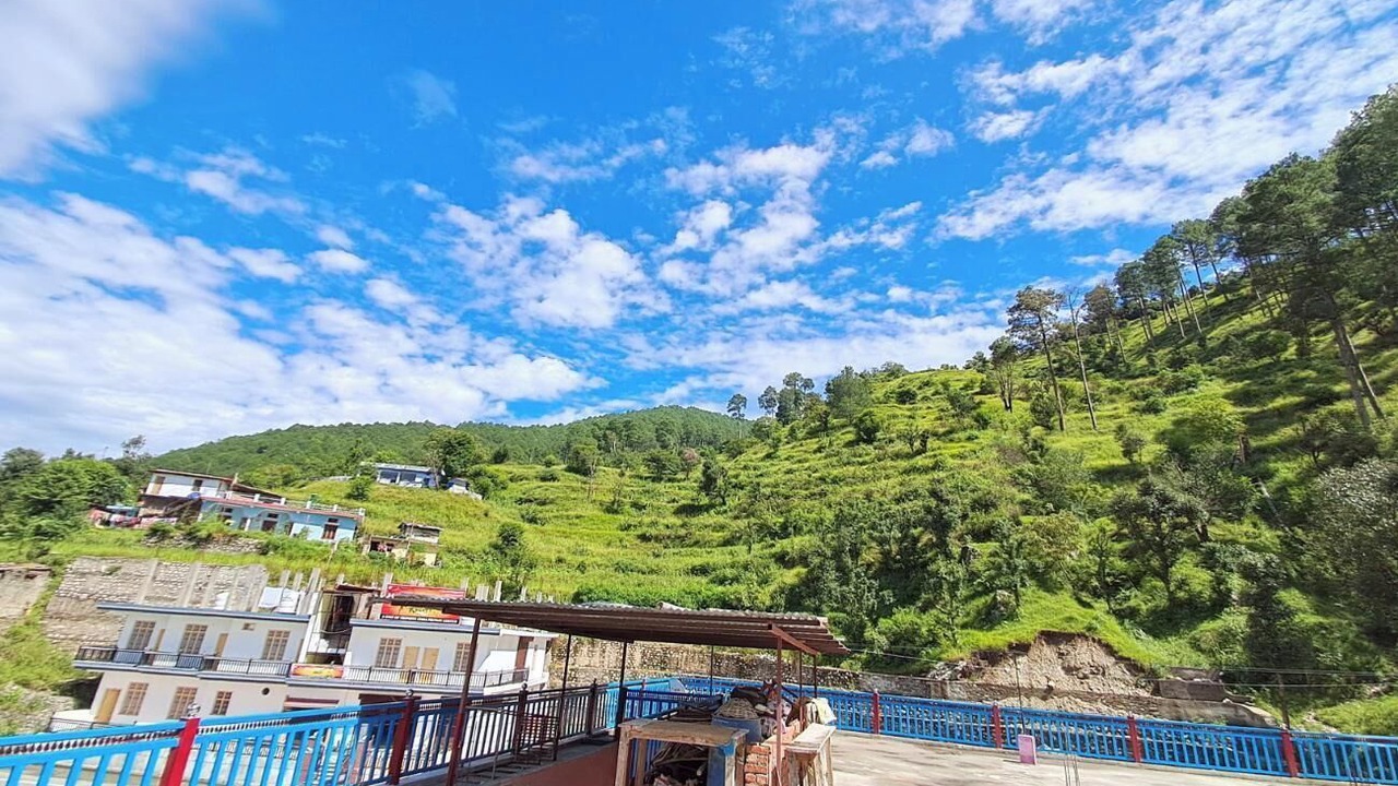 Photo of Patio Balcony in Barkot