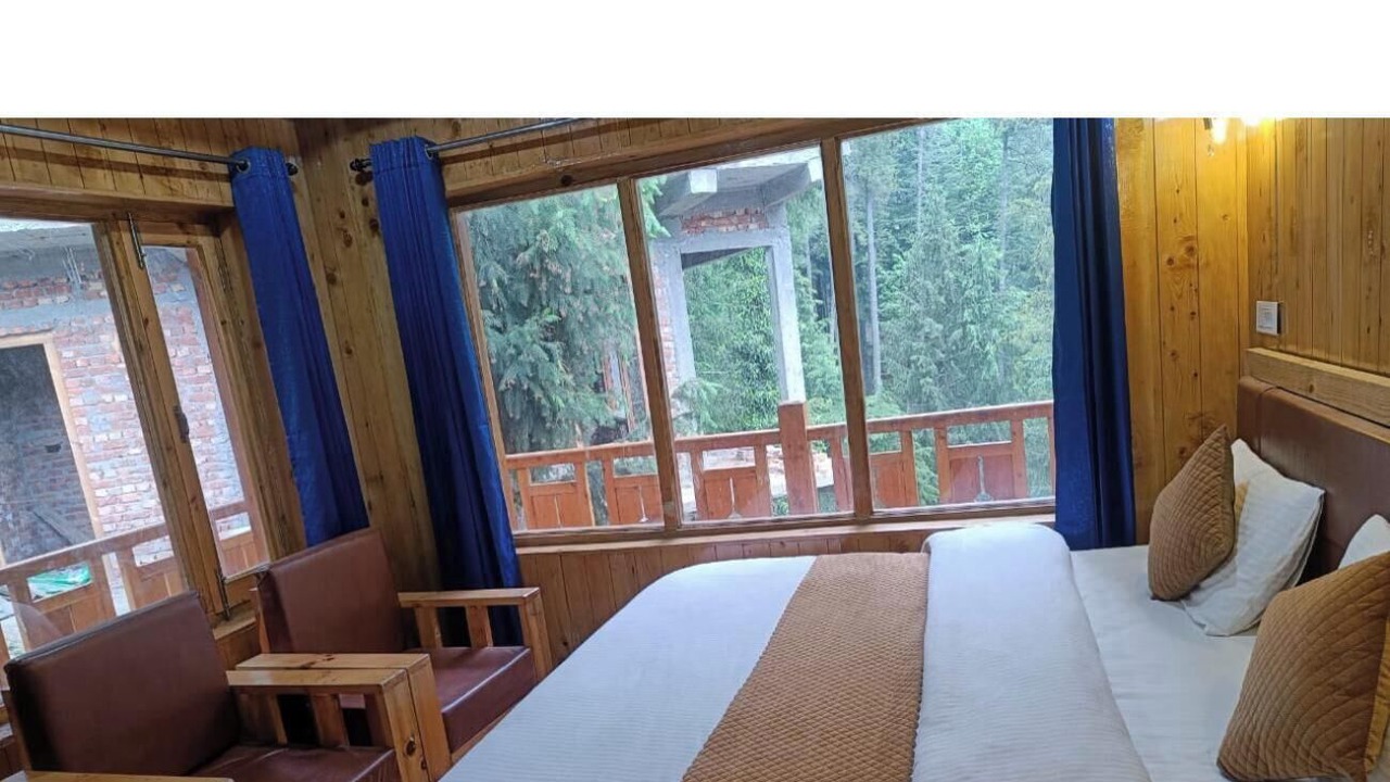 Photo of Patio Balcony in Bhatwari