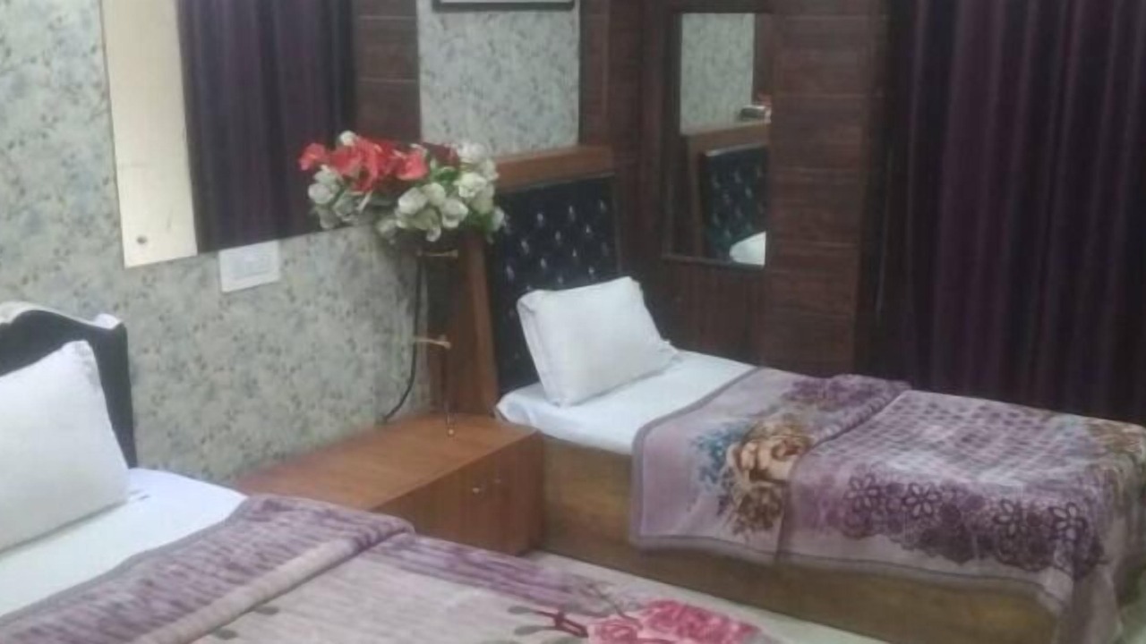 Photo of Bedroom in Mandi