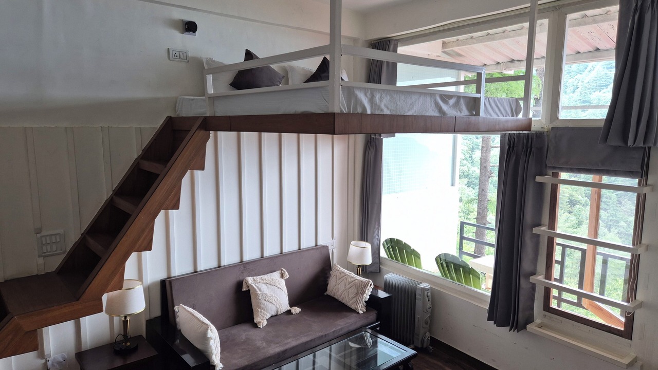 Photo of Patio Balcony in Mussoorie