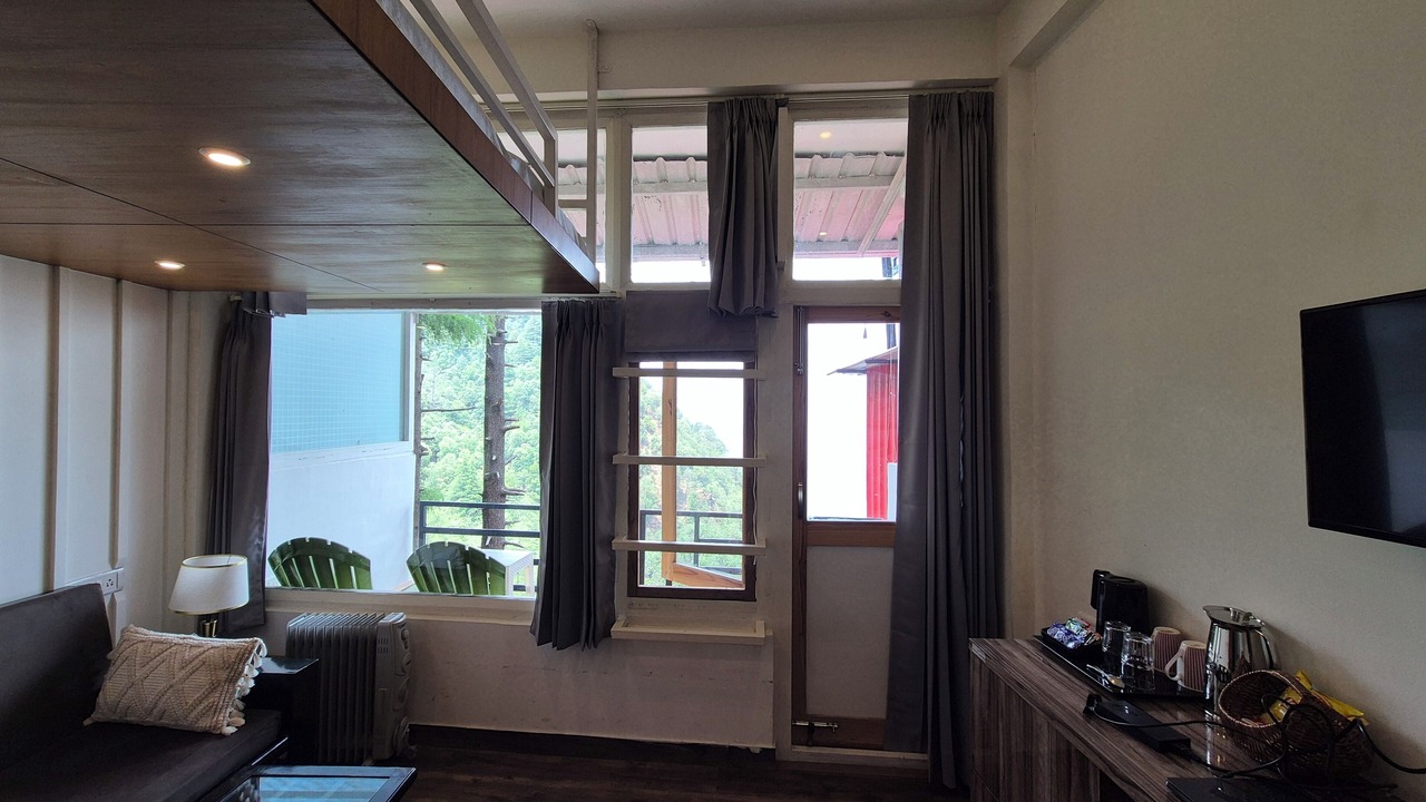 Photo of Patio Balcony in Mussoorie