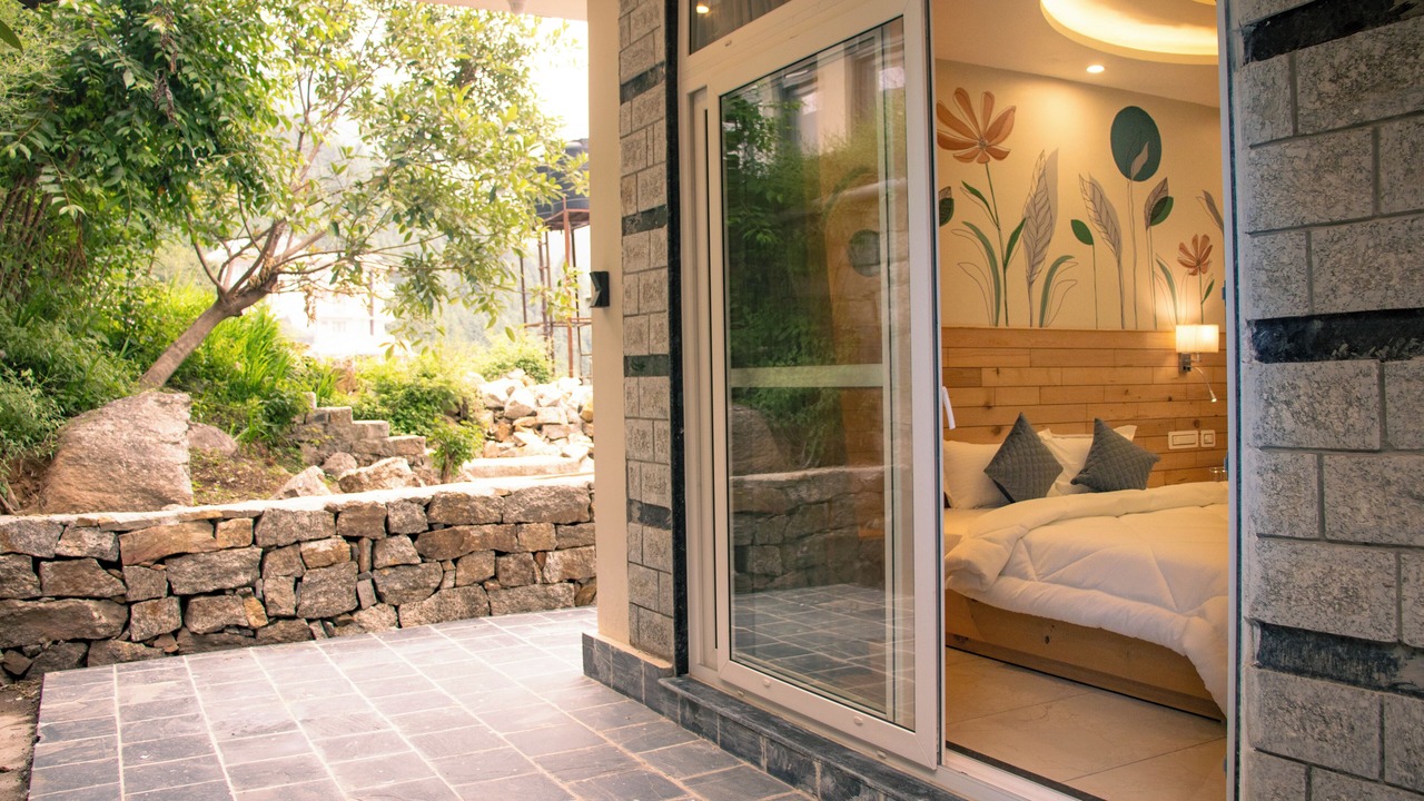 Photo of Patio Balcony in Dharamkot