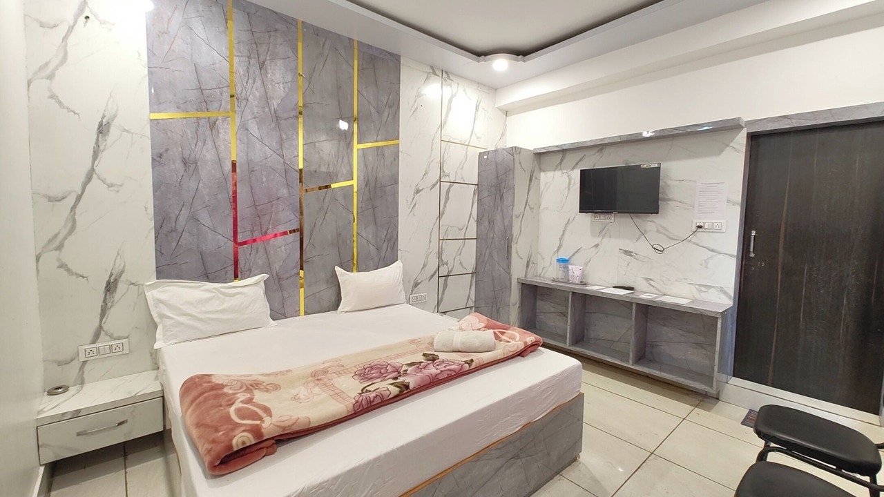 Photo of Bedroom in Nainital