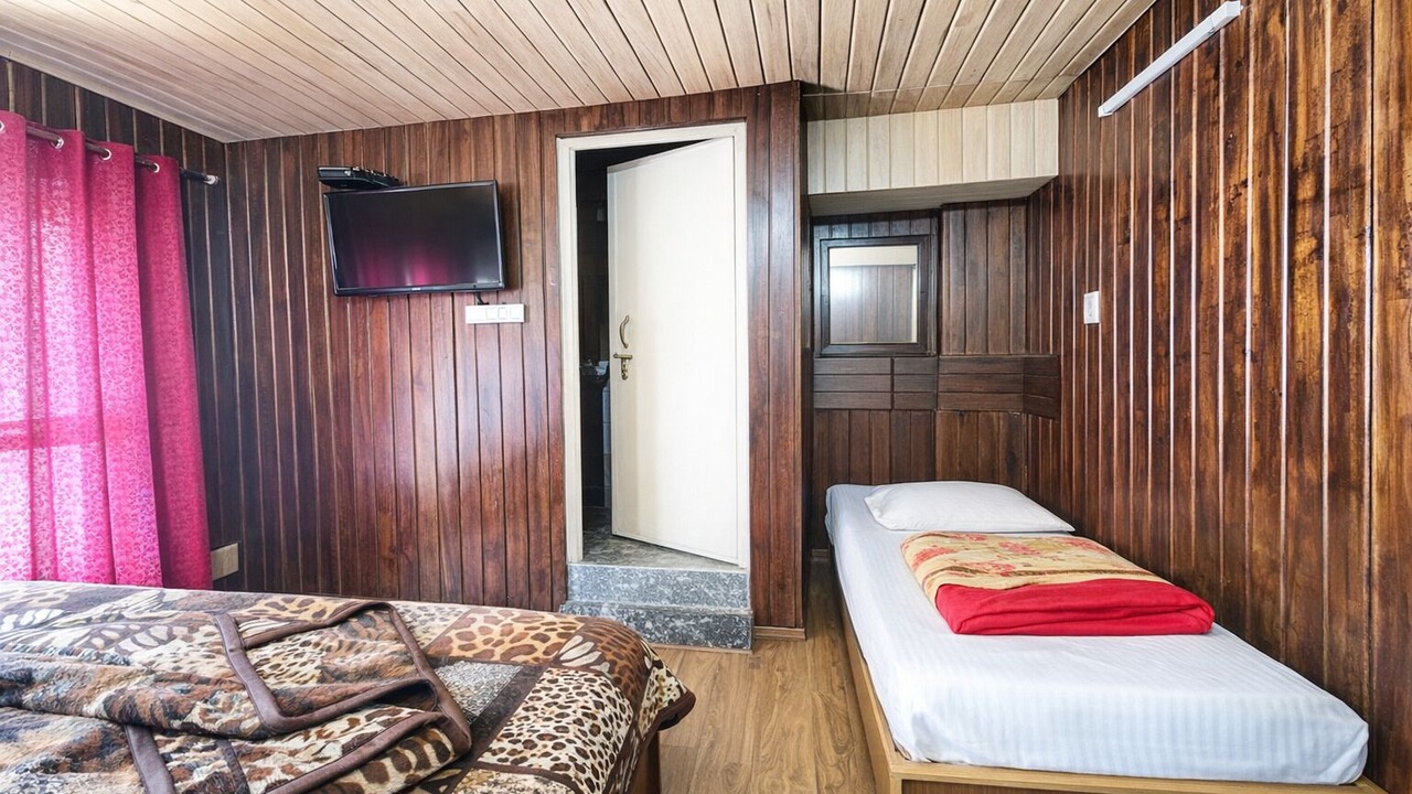 Photo of Bedroom in Mallital