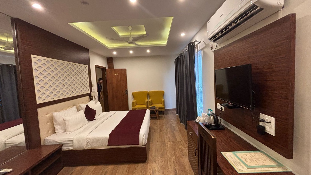 Photo of Bedroom in Dehradun