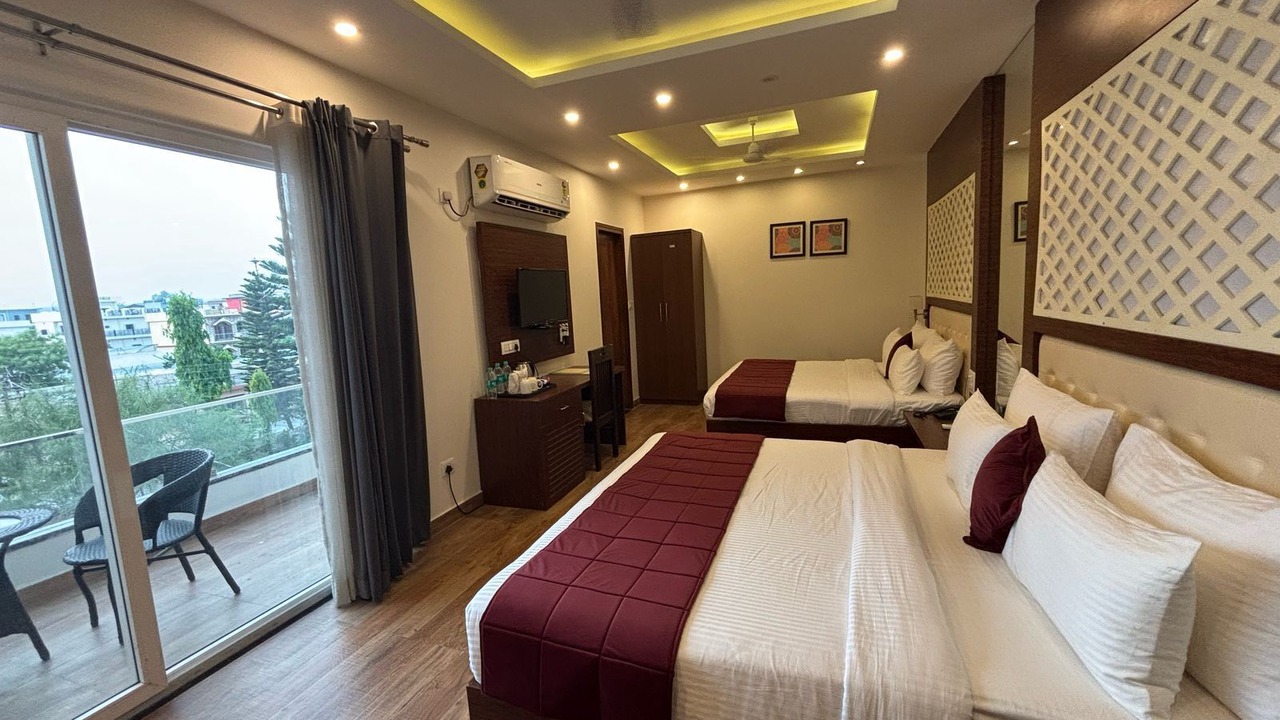 Photo of Bedroom in Dehradun