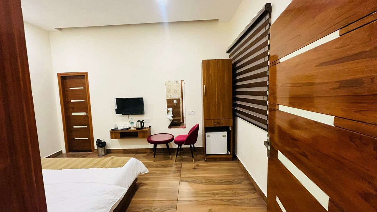 Photo of Bedroom in Saharanpur