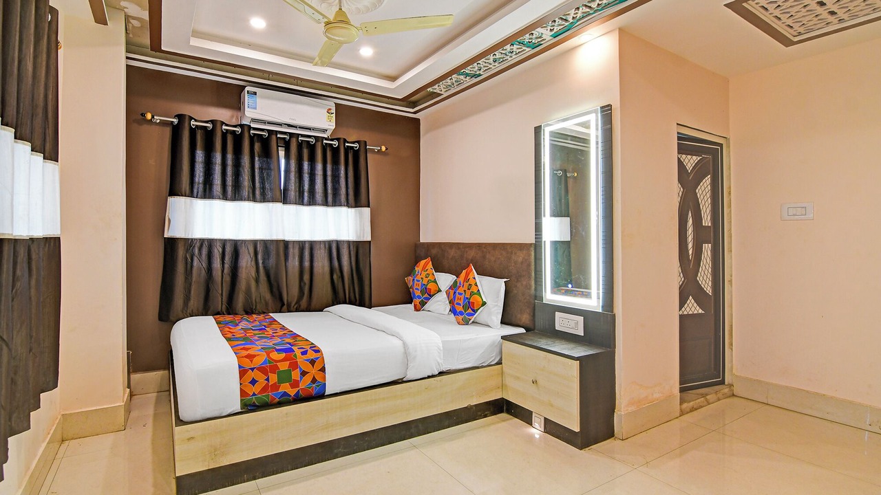 Photo of Bedroom in Dumdum