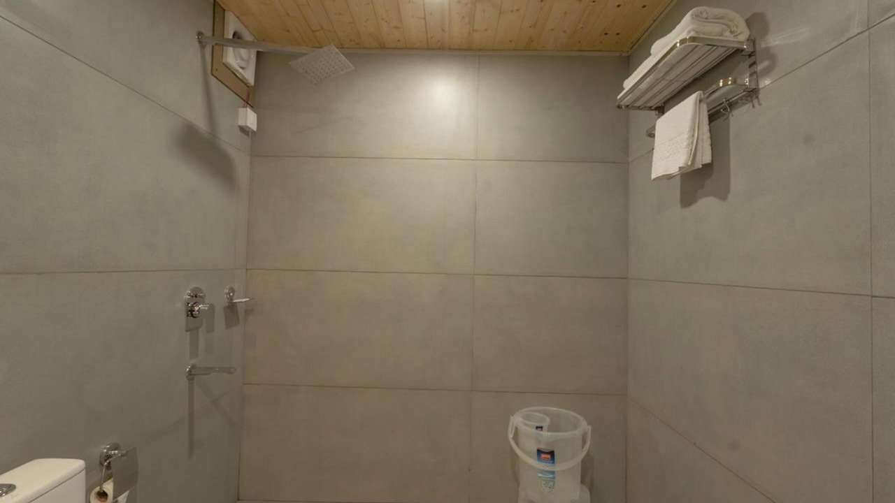 Photo of Bathroom in Mallital