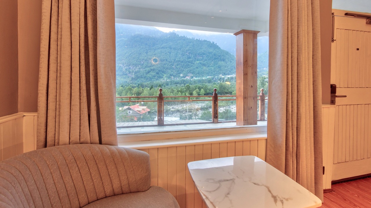 Photo of Bedroom in Bashisht