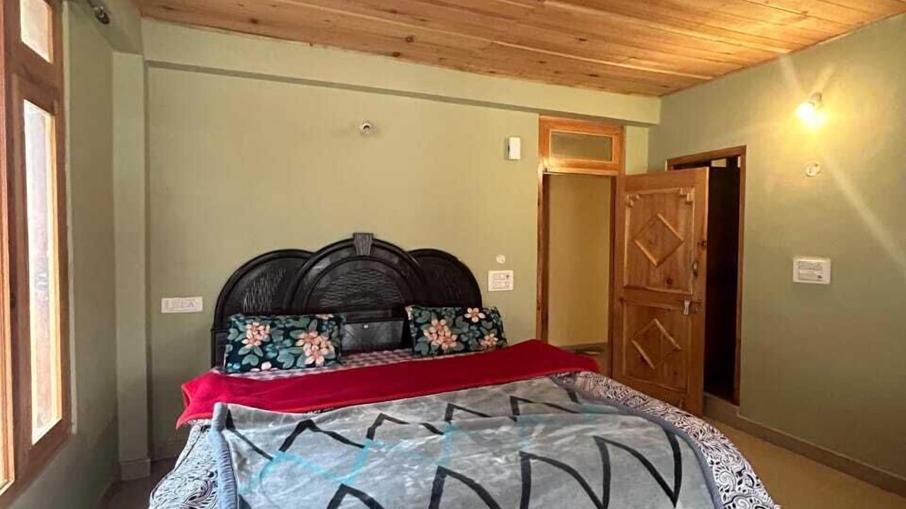 Photo of Bedroom in Kullu