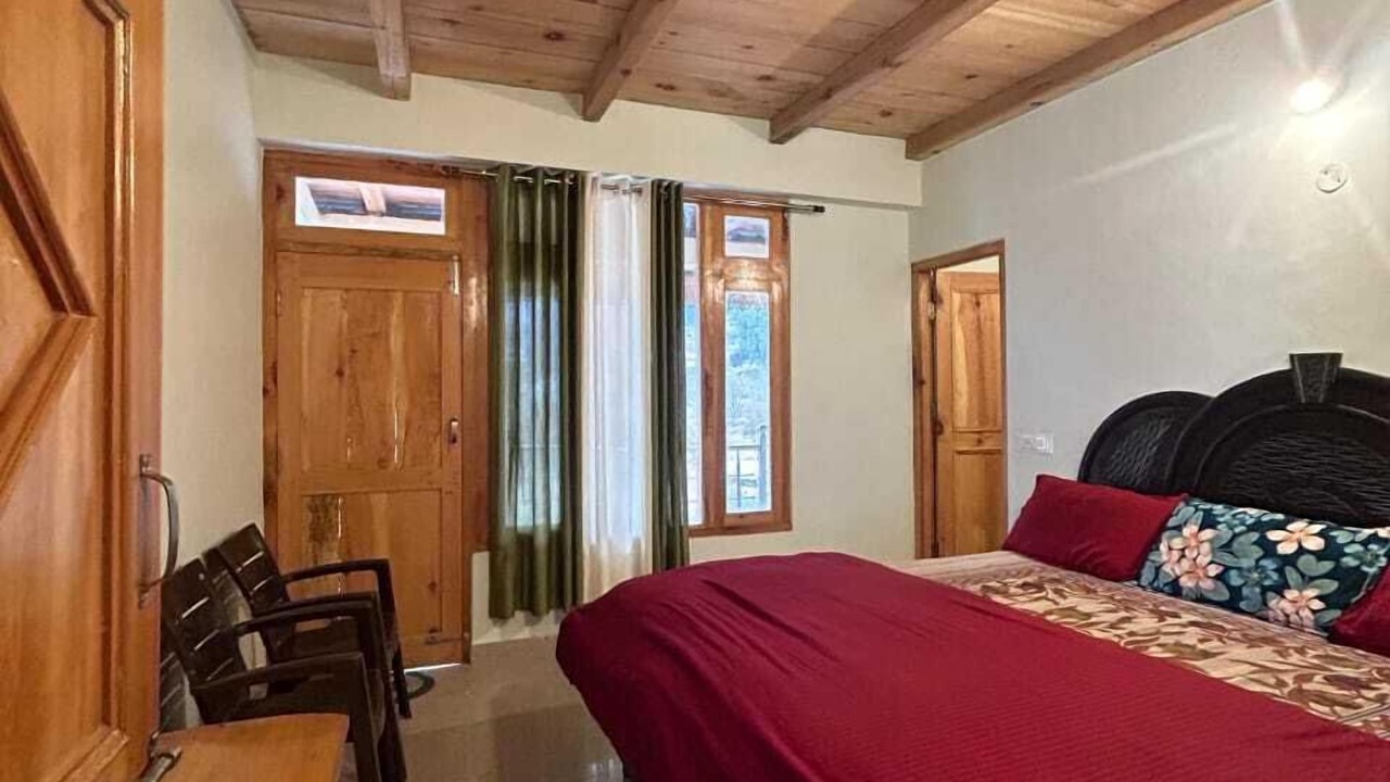 Photo of Bedroom in Kullu