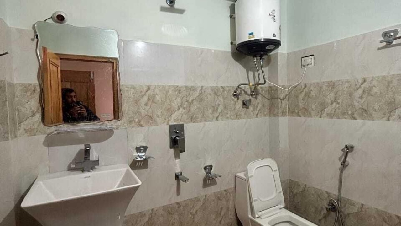 Photo of Bedroom in Kullu