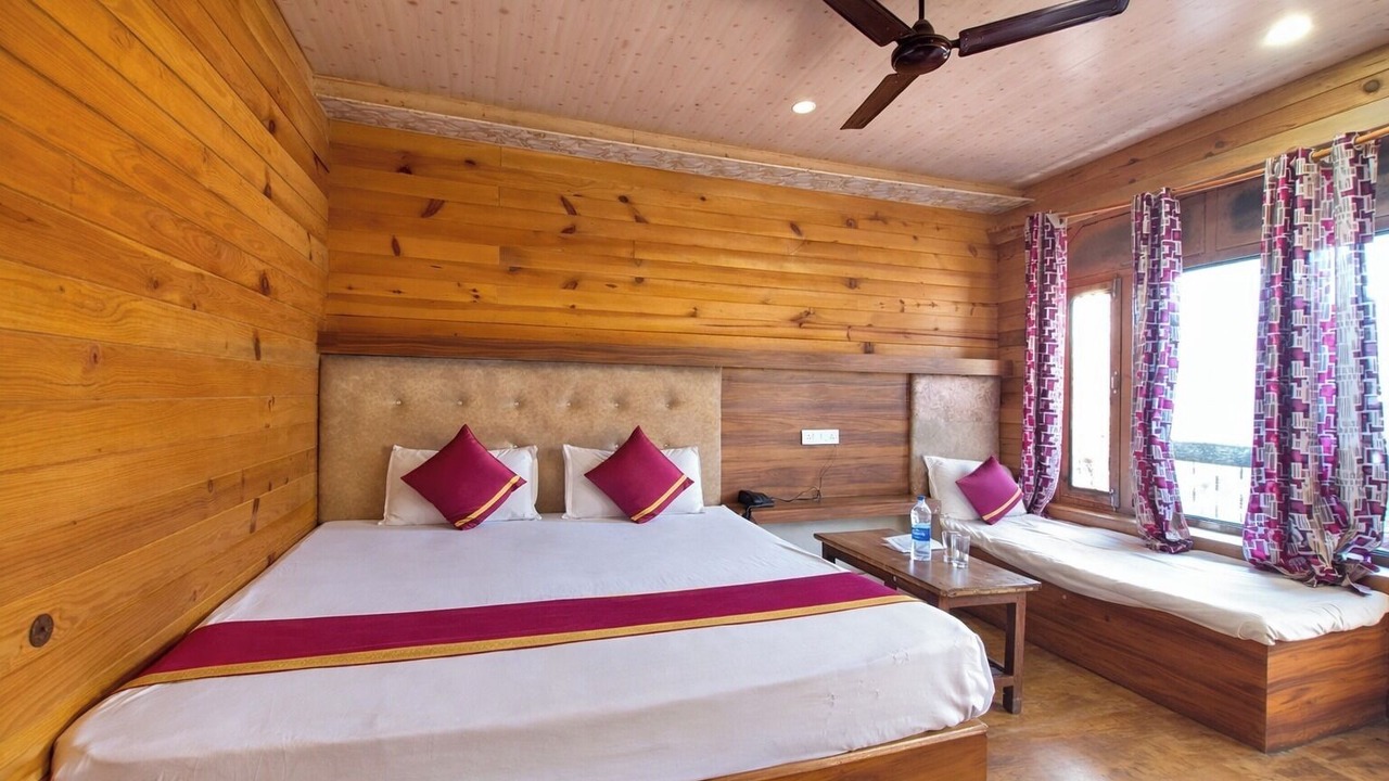 Photo of Bedroom in Nainital