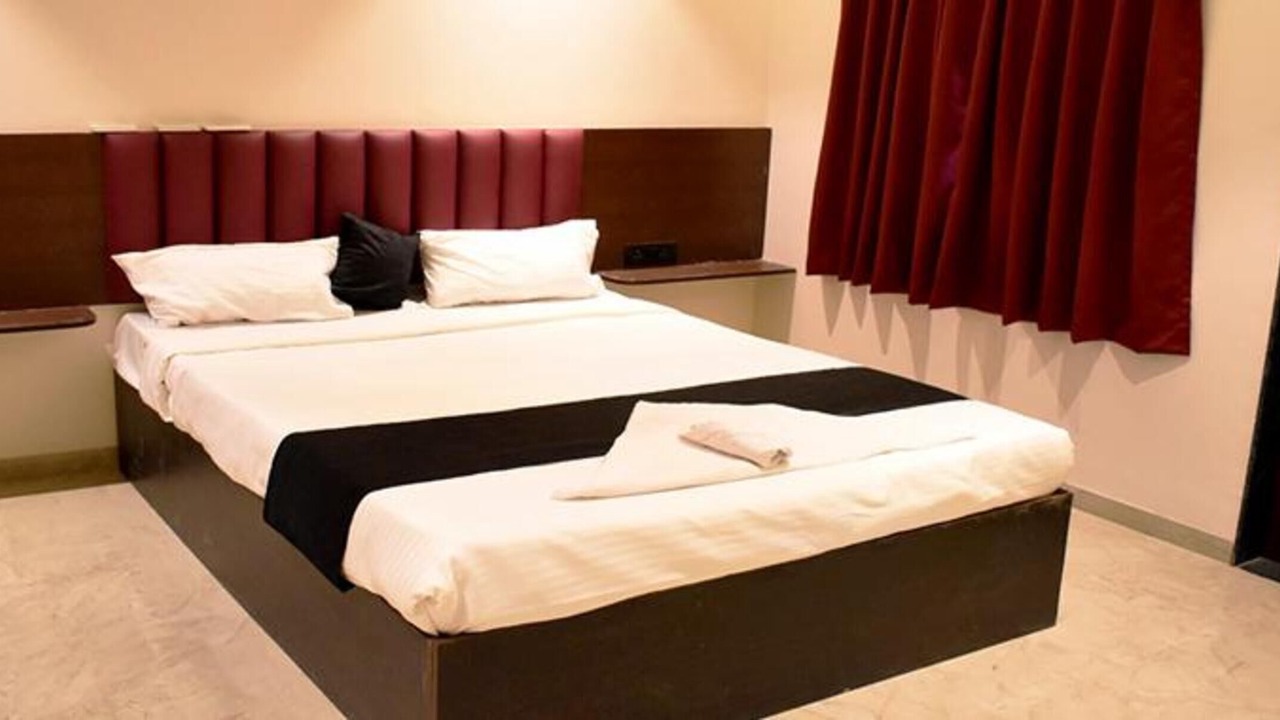 Photo of Bedroom in Hadapsar