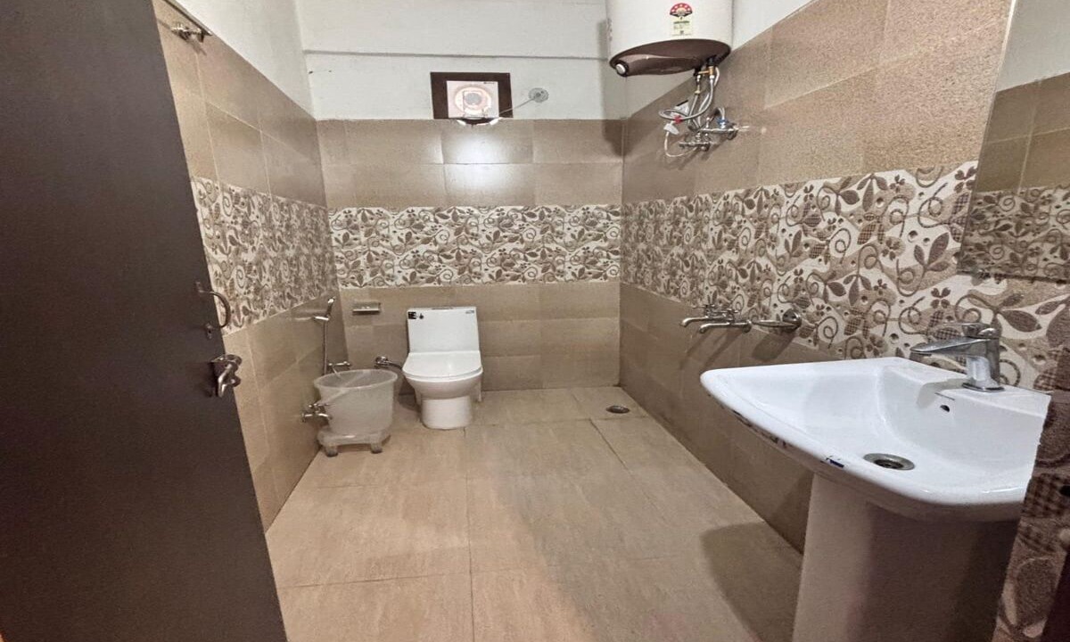 Photo of Bathroom in Badrinath