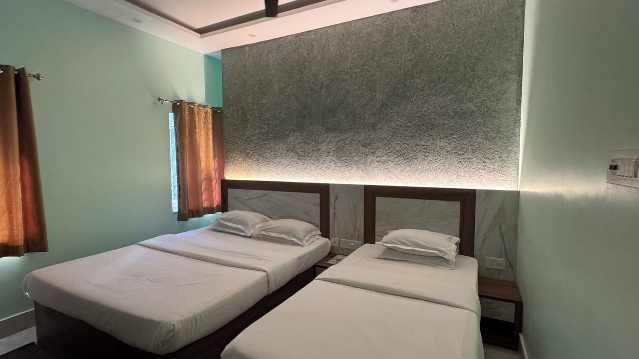 Photo of Bedroom in Sealdah