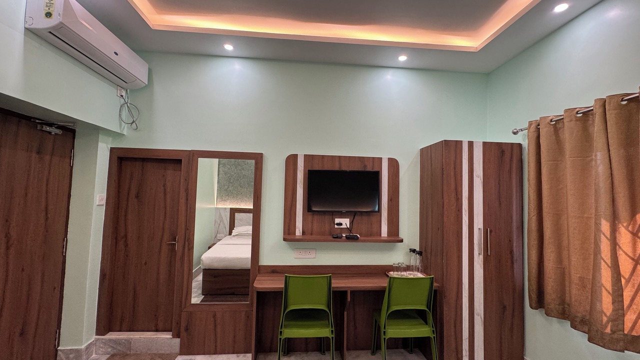 Photo of Bedroom in Sealdah