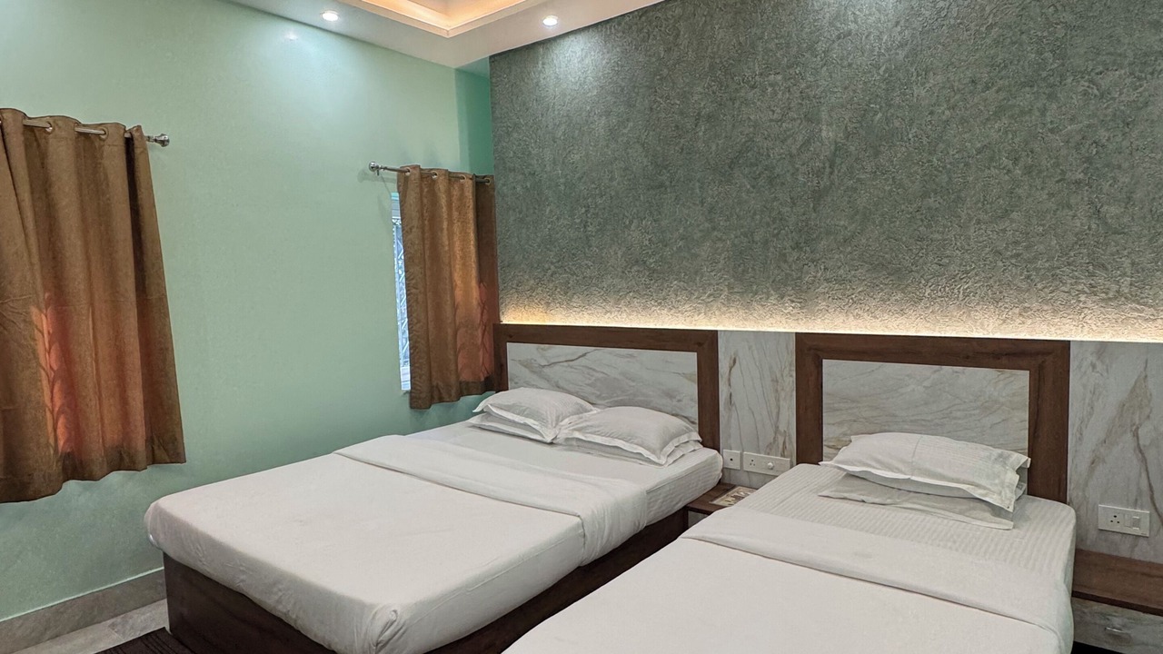 Photo of Bedroom in Sealdah