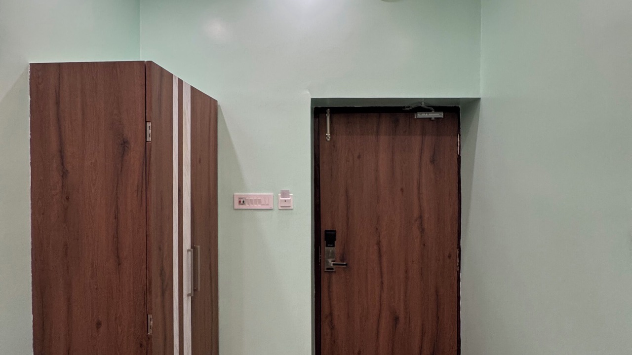 Photo of Bedroom in Sealdah