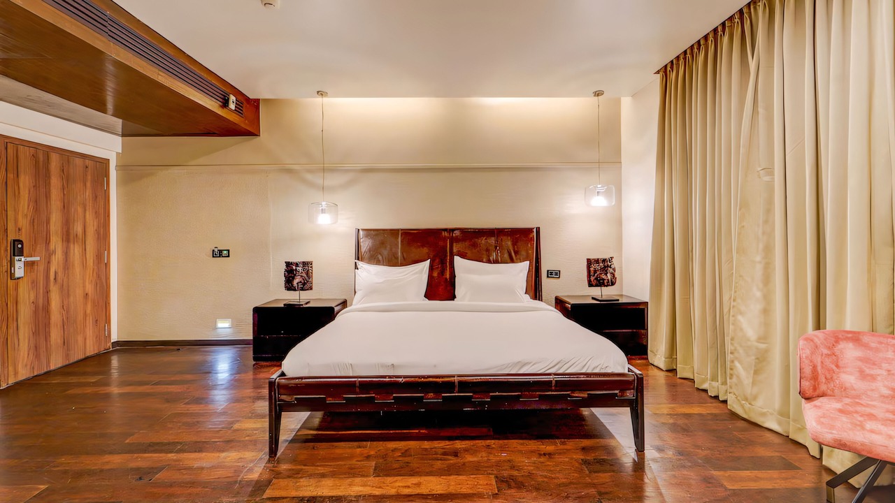Photo of Bedroom in Thousand Lights West
