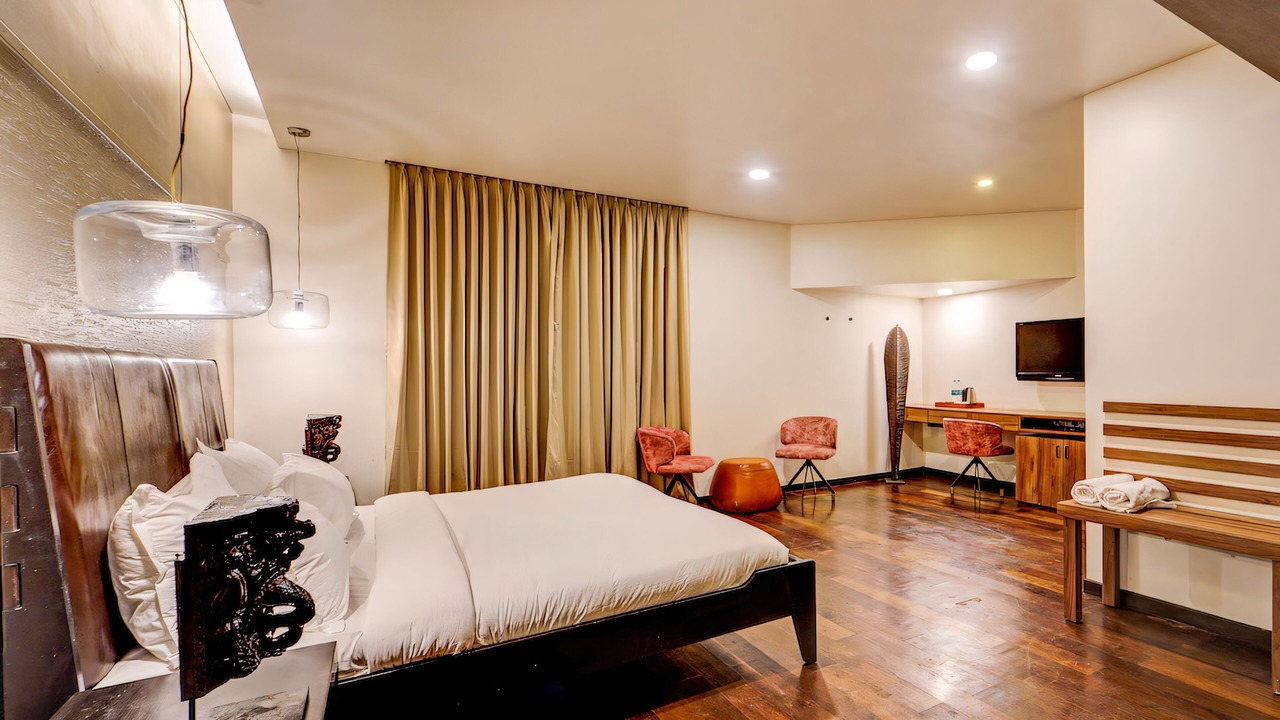Photo of Bedroom in Thousand Lights West