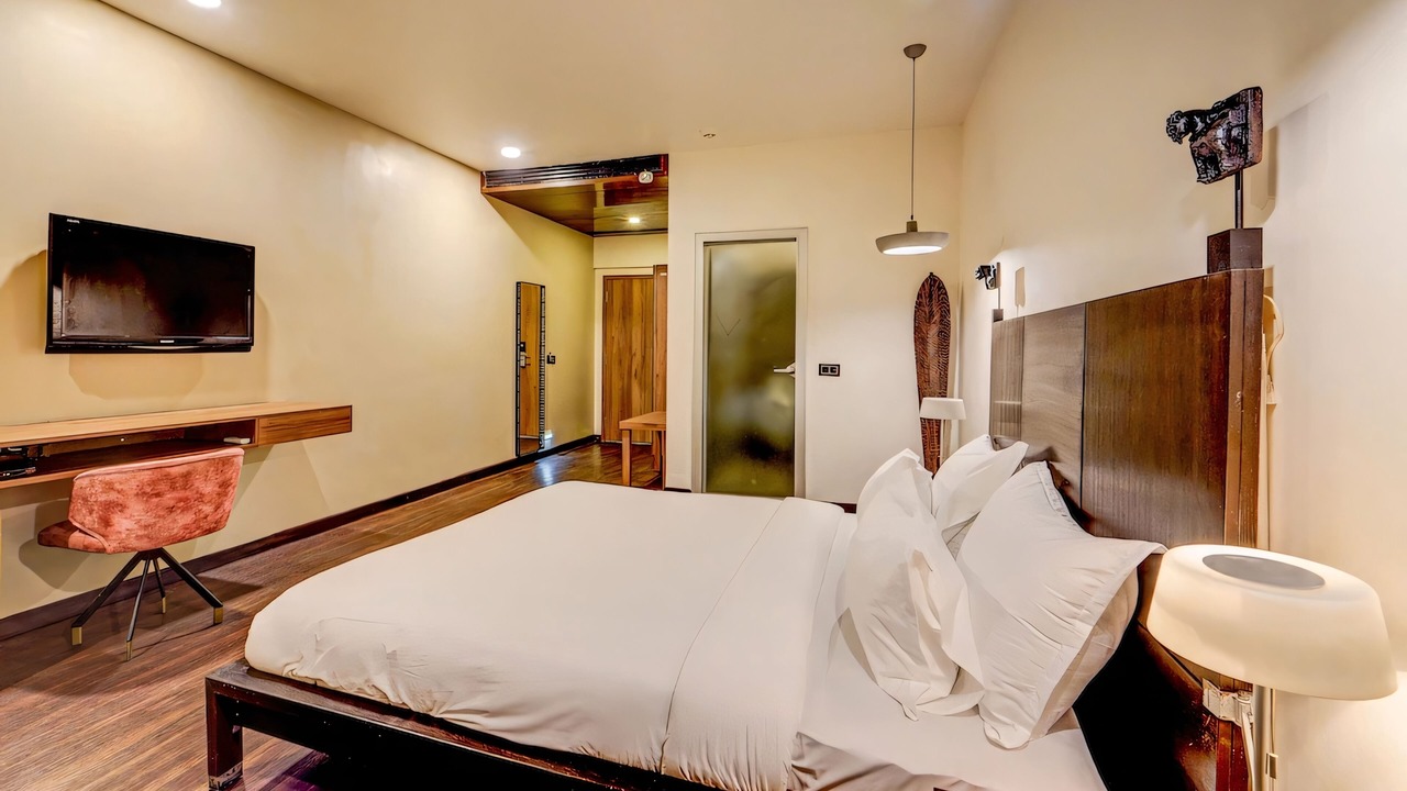 Photo of Bedroom in Thousand Lights West
