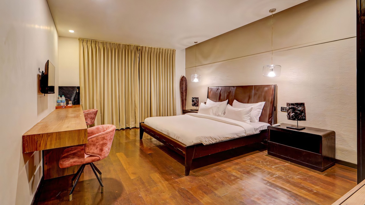 Photo of Bedroom in Thousand Lights West