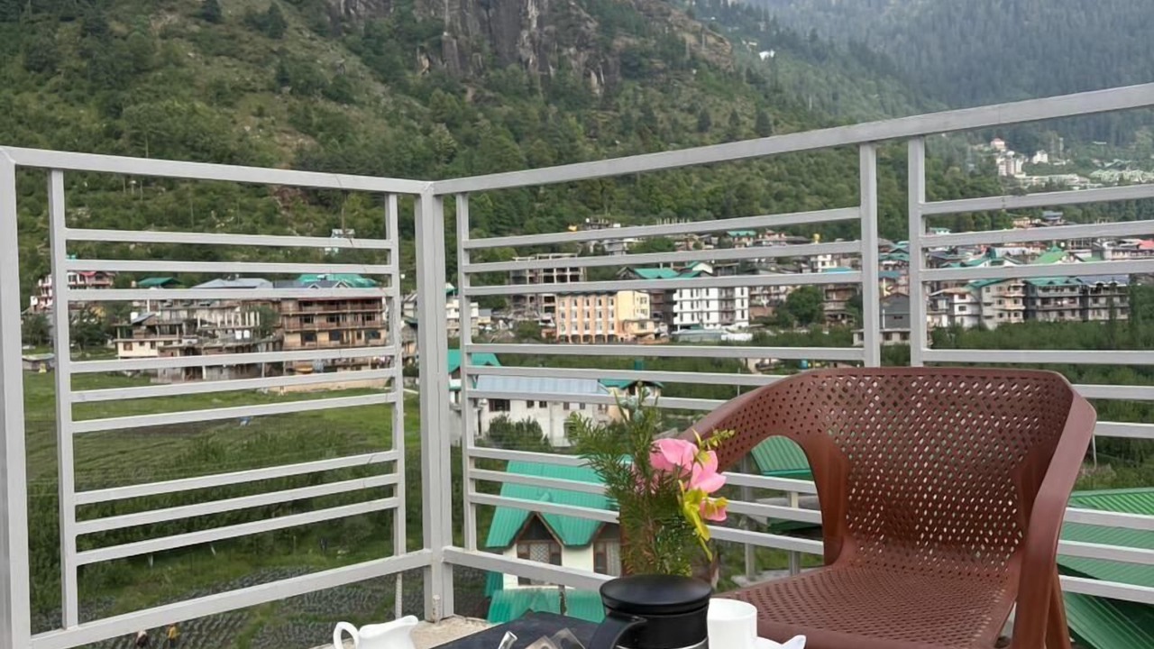 Photo of Patio Balcony in Manali