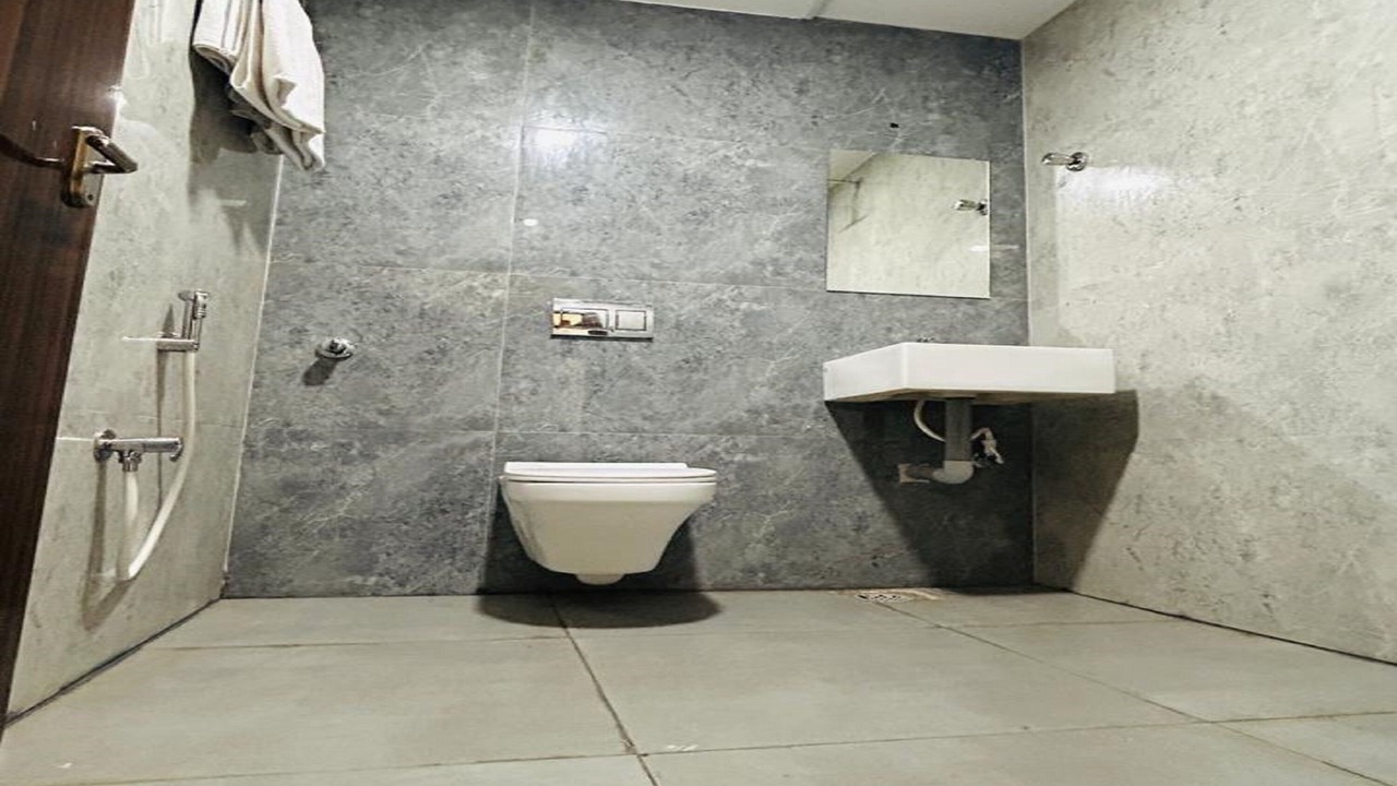 Photo of Bathroom in Viluppuram