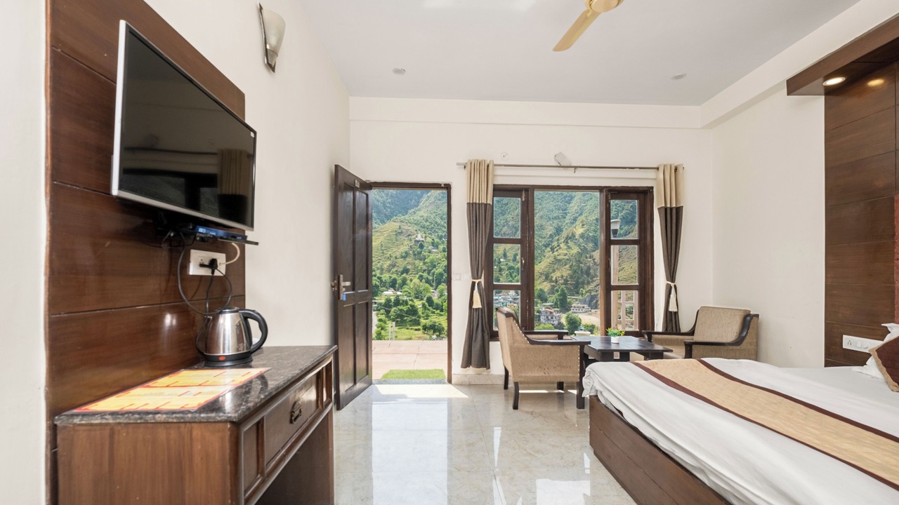Photo of Patio Balcony in Mussoorie
