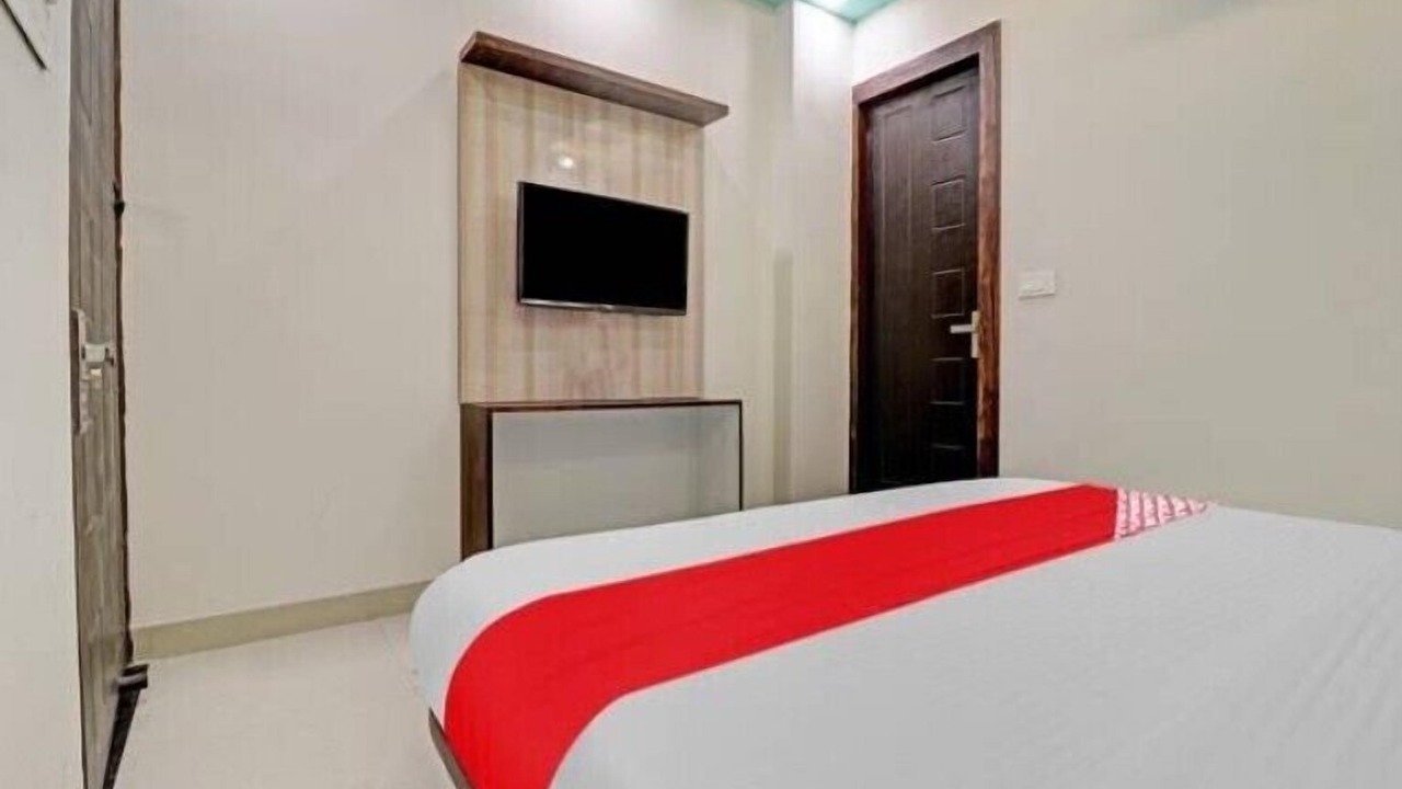 Photo of Bedroom in Haridwar