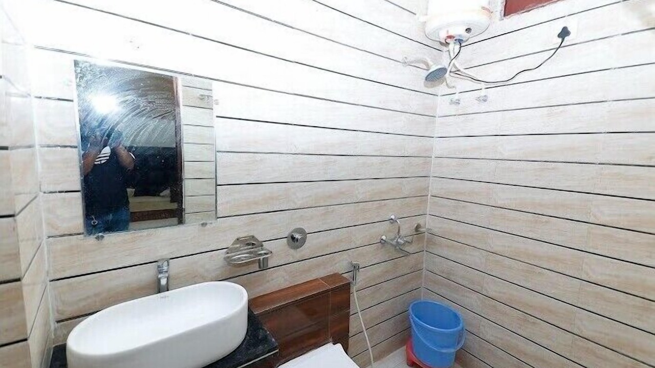 Photo of Bathroom in Haridwar