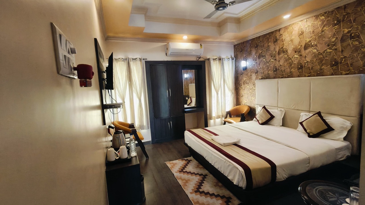 Photo of Bedroom in Siwan