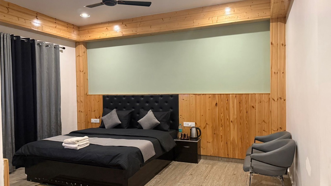 Photo of Bedroom in Nainital