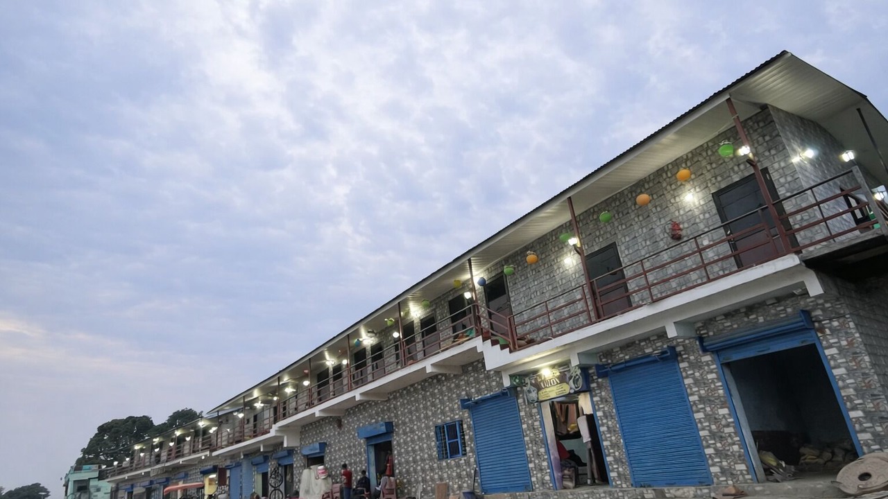 Photo of Outdoor in Jakh